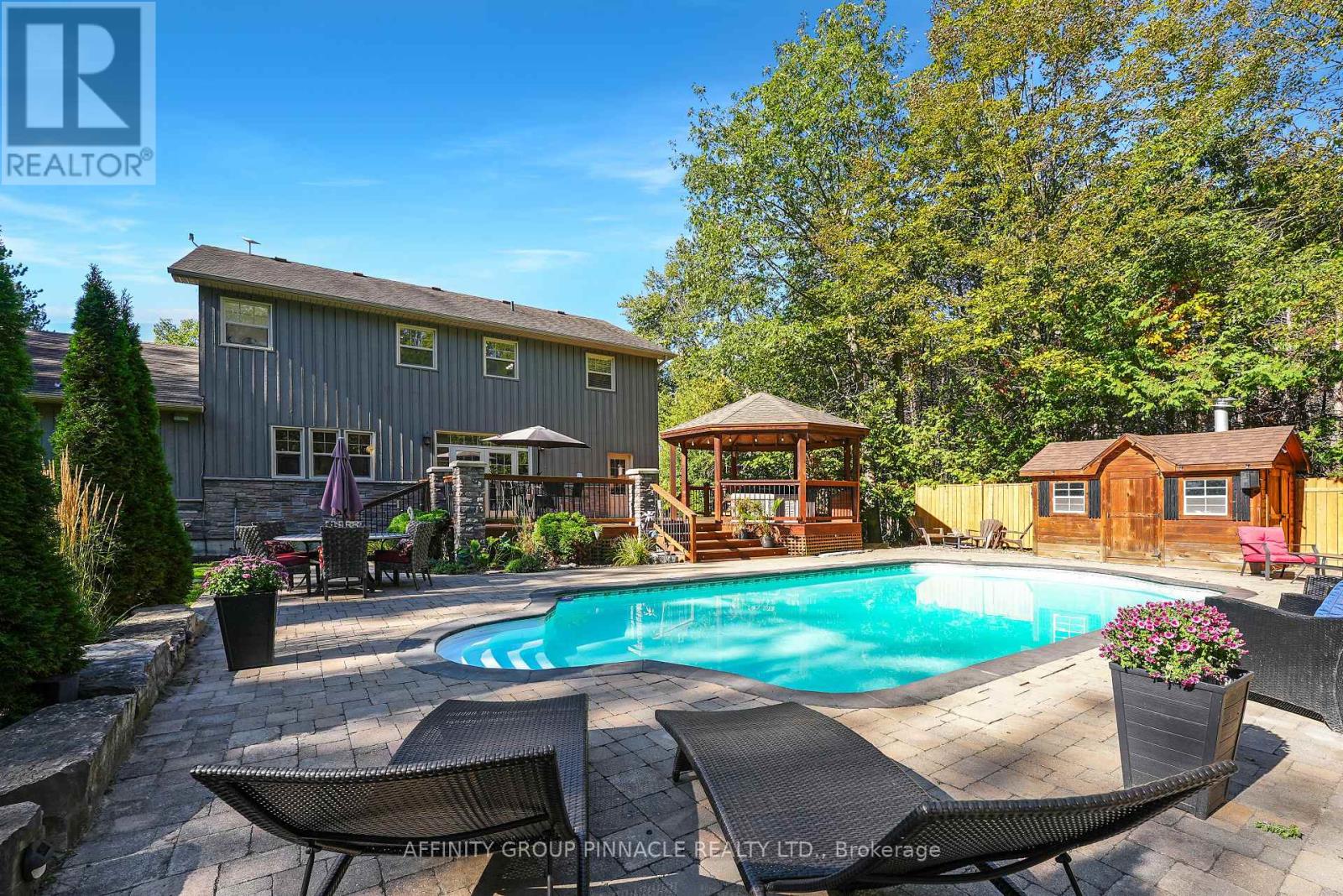 297 St Luke's Road, Kawartha Lakes, Ontario  K9V 4R5 - Photo 35 - X12418837