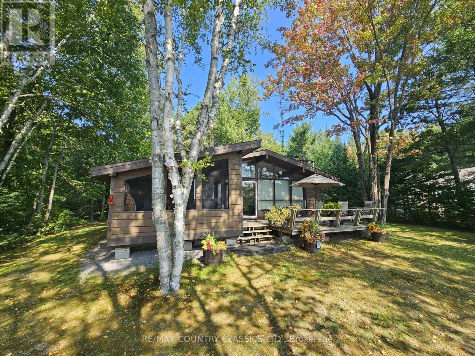 150 GOLFERS LANE, Hastings Highlands, Ontario