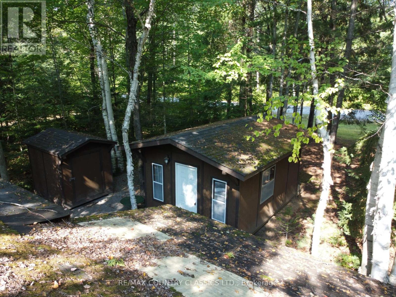 150 Golfers Lane, Hastings Highlands, Ontario  K0J 1B0 - Photo 34 - X12303931