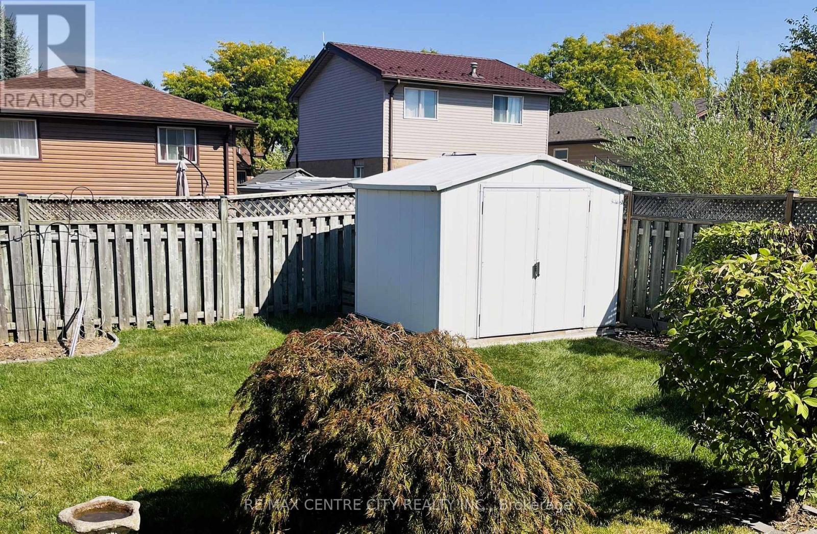 9 Speight Crescent, London East, Ontario  N5V 3W2 - Photo 20 - X12418759