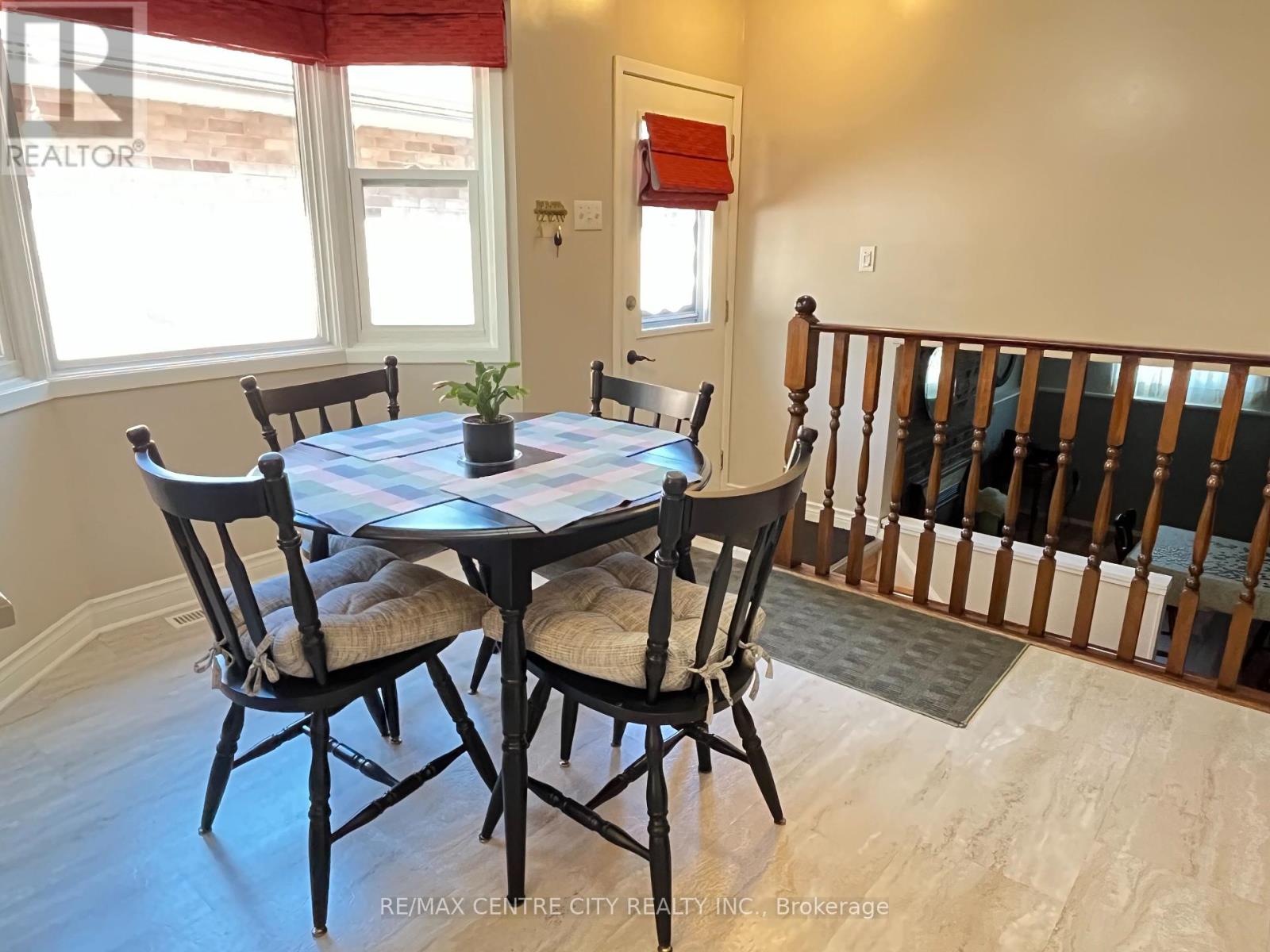 9 Speight Crescent, London East, Ontario  N5V 3W2 - Photo 5 - X12418759