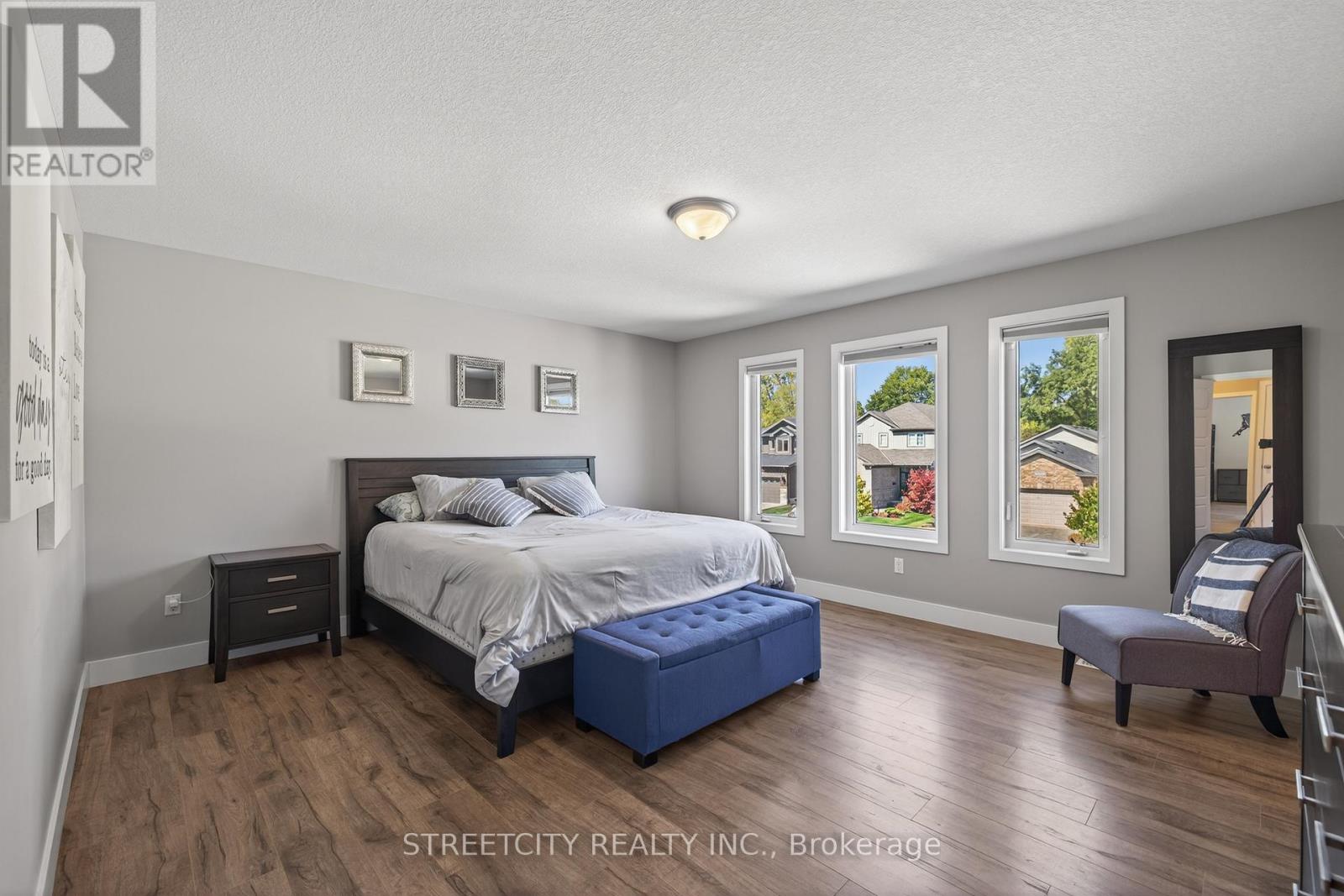 1895 Frederick Crescent, London East, Ontario  N5W 0A5 - Photo 19 - X12418855