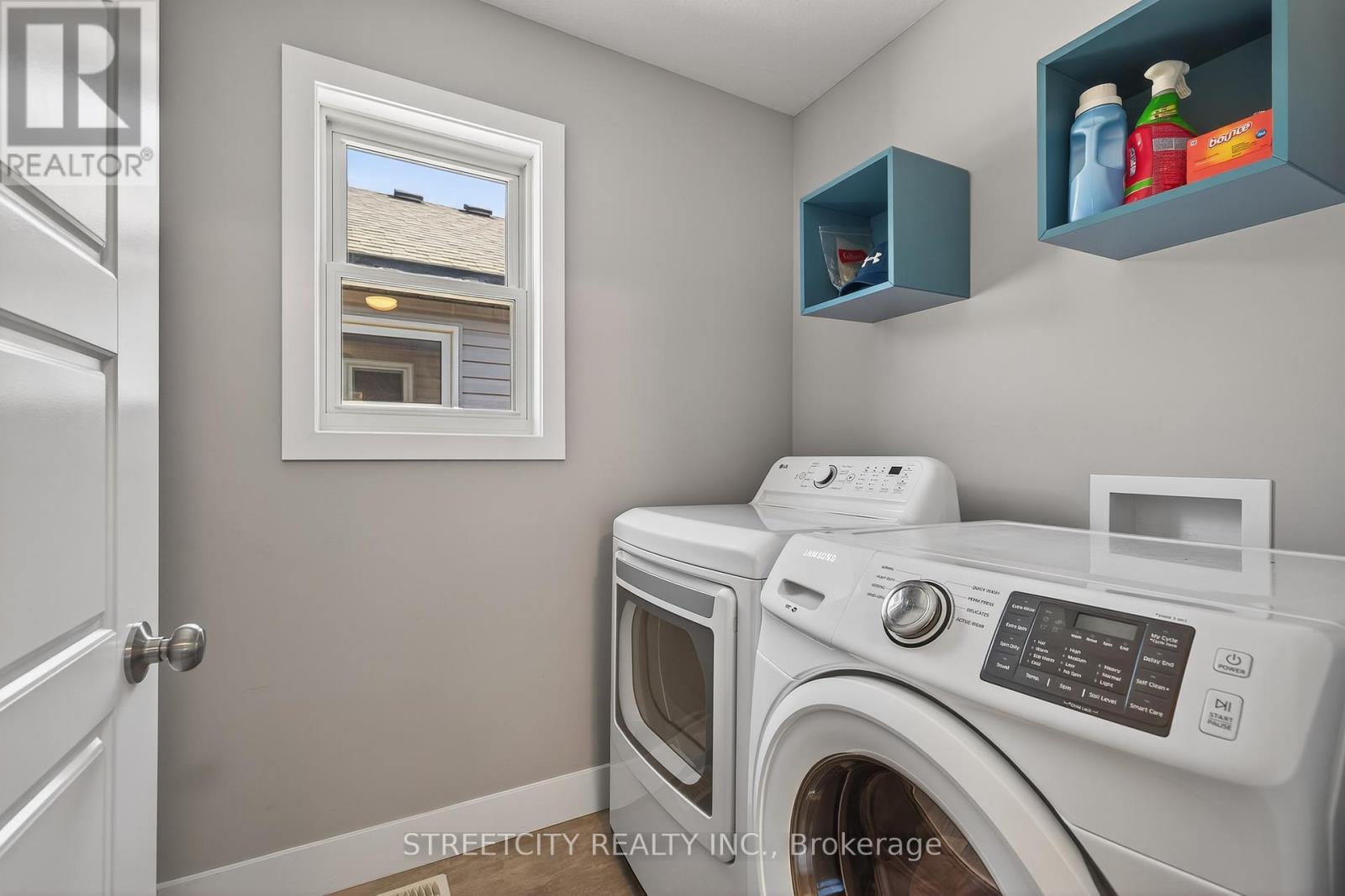 1895 Frederick Crescent, London East, Ontario  N5W 0A5 - Photo 28 - X12418855
