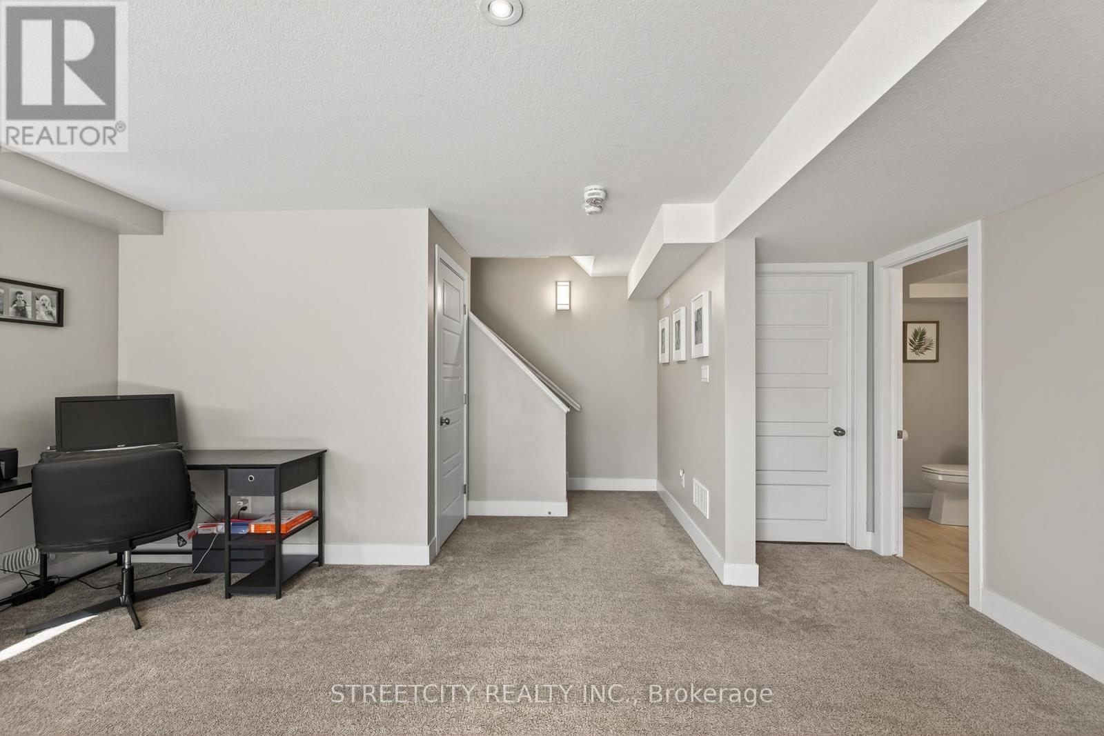 1895 Frederick Crescent, London East, Ontario  N5W 0A5 - Photo 29 - X12418855