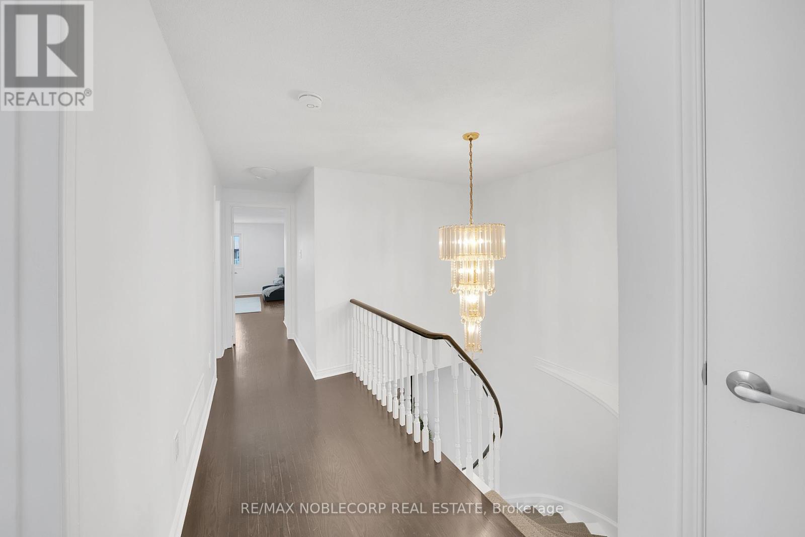 182 Tall Grass Trail, Vaughan, Ontario  L4L 3P8 - Photo 16 - N12418668