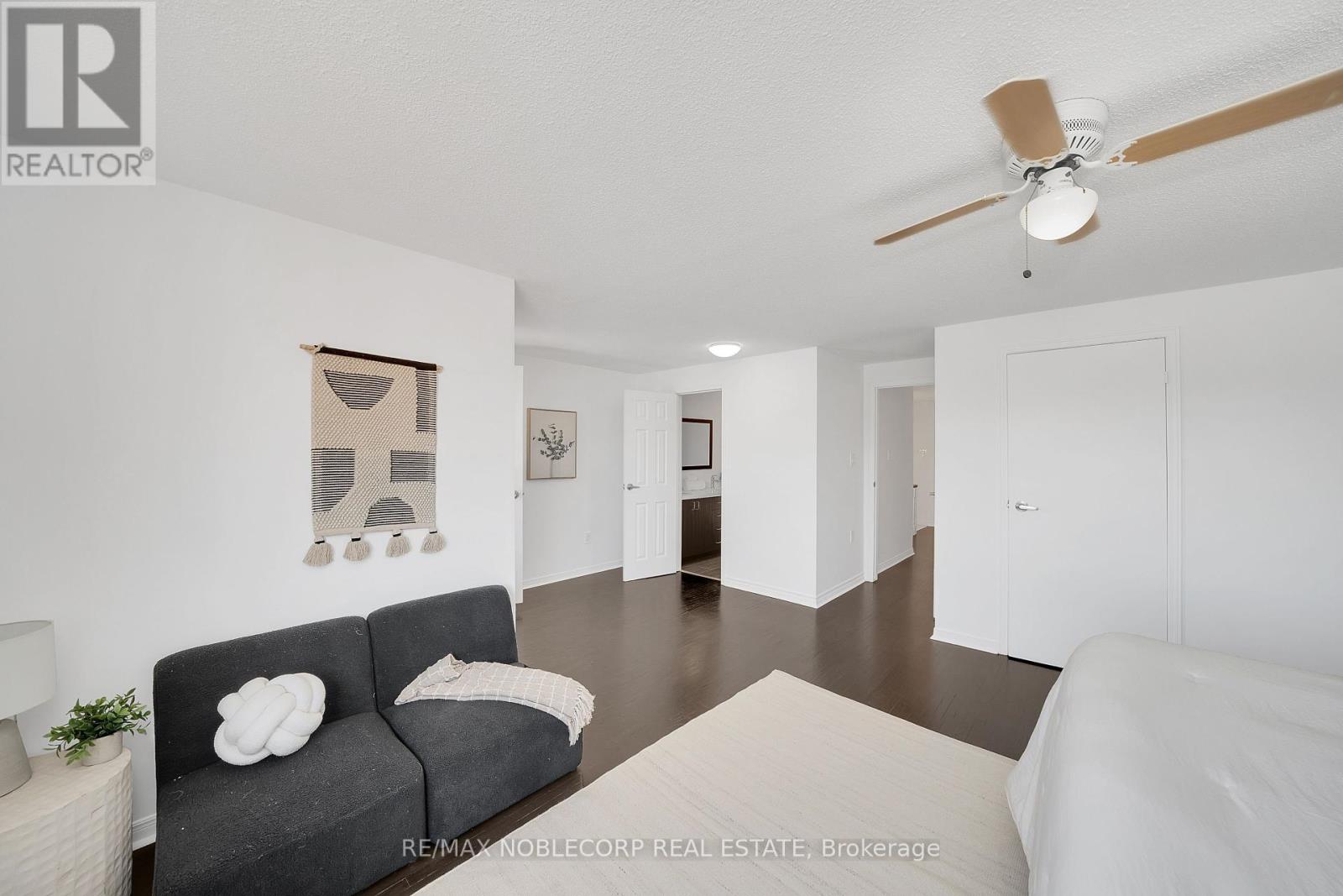 182 Tall Grass Trail, Vaughan, Ontario  L4L 3P8 - Photo 19 - N12418668