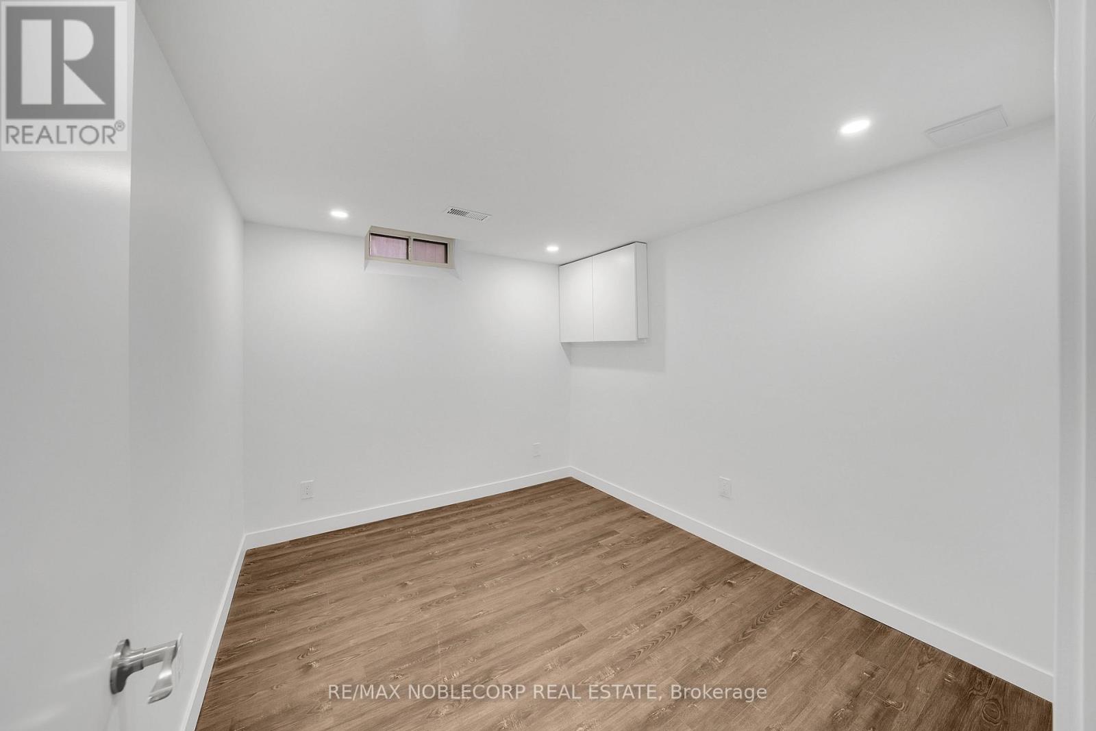 182 Tall Grass Trail, Vaughan, Ontario  L4L 3P8 - Photo 27 - N12418668