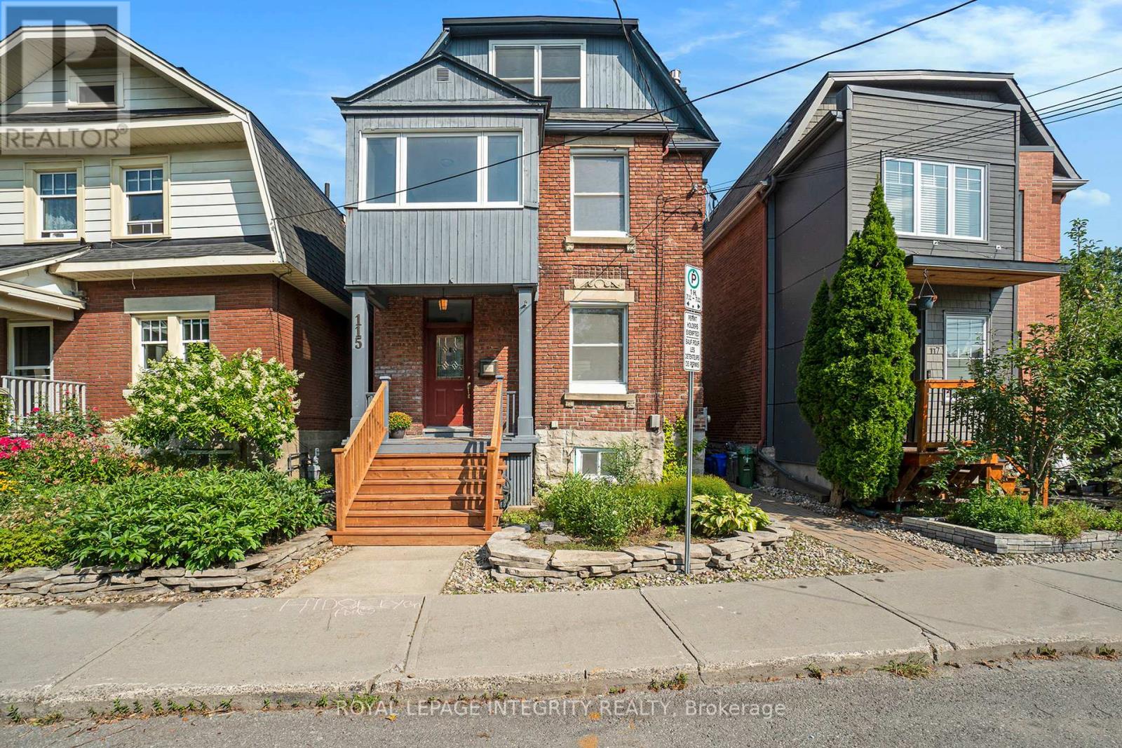 115 SPRINGHURST AVENUE, Ottawa, Ontario