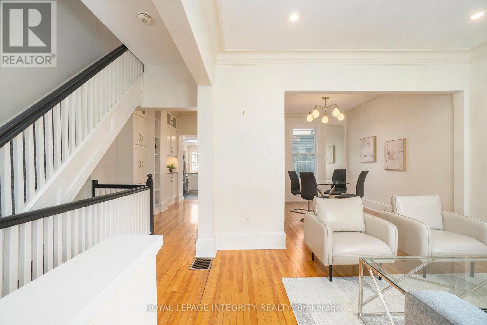 115 Springhurst Avenue, Ottawa, Ontario  K1S 0E3 - Photo 9 - X12418765