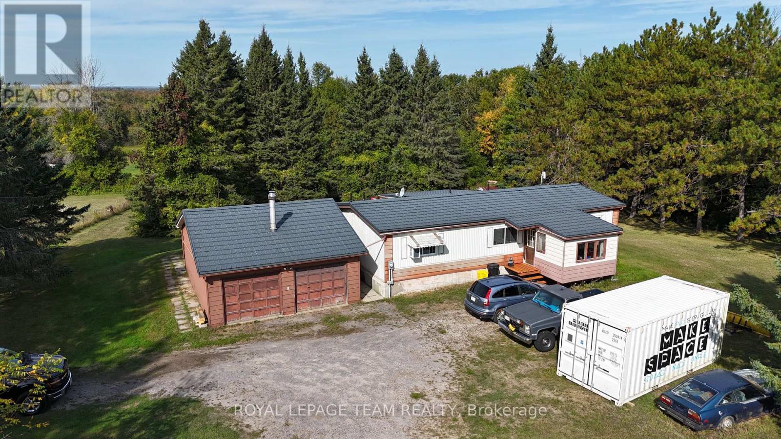 1482 Ferguson Falls Road, Drummond/north Elmsley, Ontario  K0G 1K0 - Photo 5 - X12418793