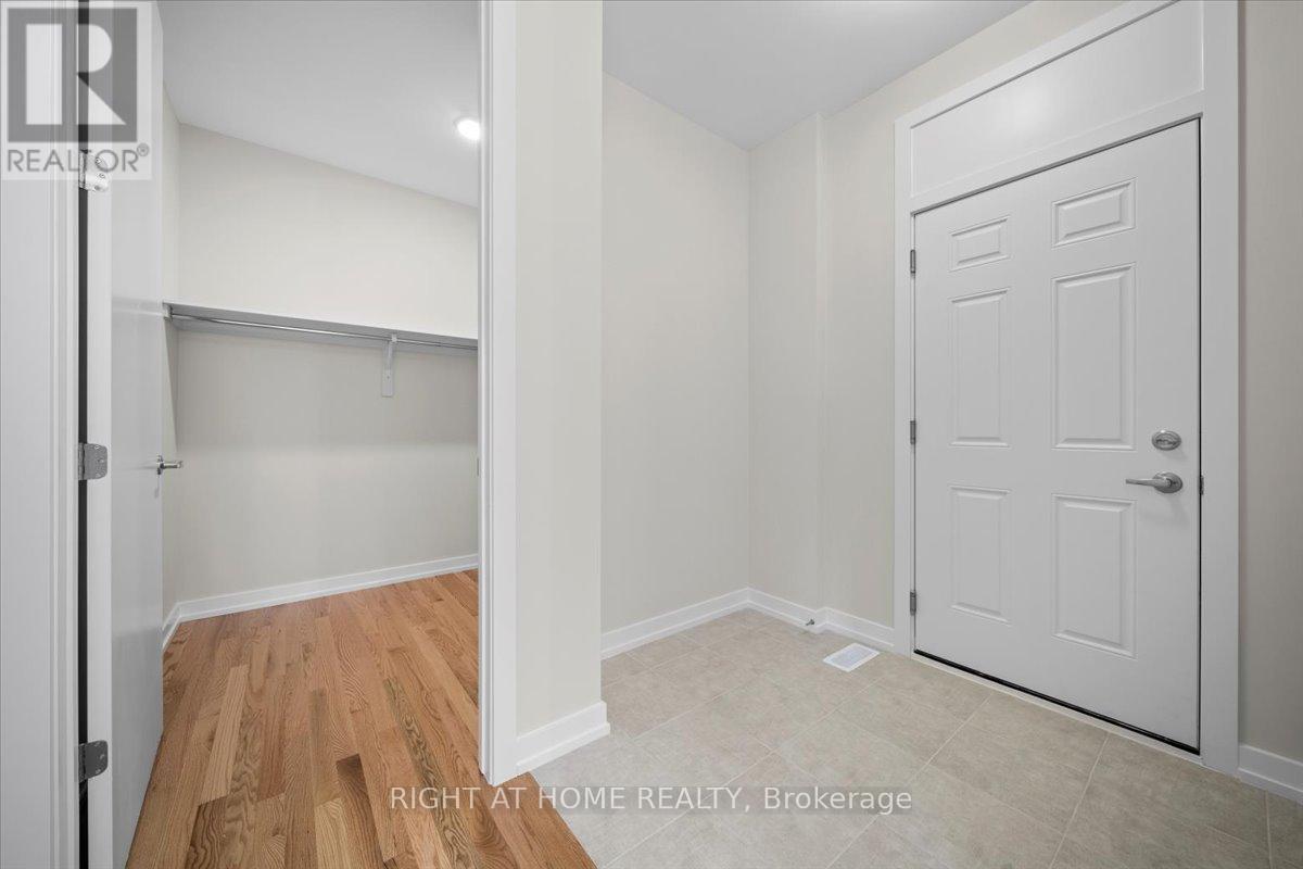 91 Hackamore Crescent, Ottawa, Ontario  K0A 2Z0 - Photo 19 - X12418795