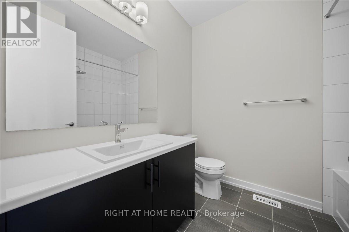 91 Hackamore Crescent, Ottawa, Ontario  K0A 2Z0 - Photo 36 - X12418795