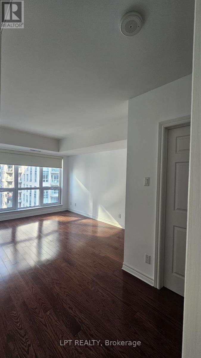 1905 - 234 Rideau Street, Ottawa, Ontario  K1N 0A9 - Photo 6 - X12418838