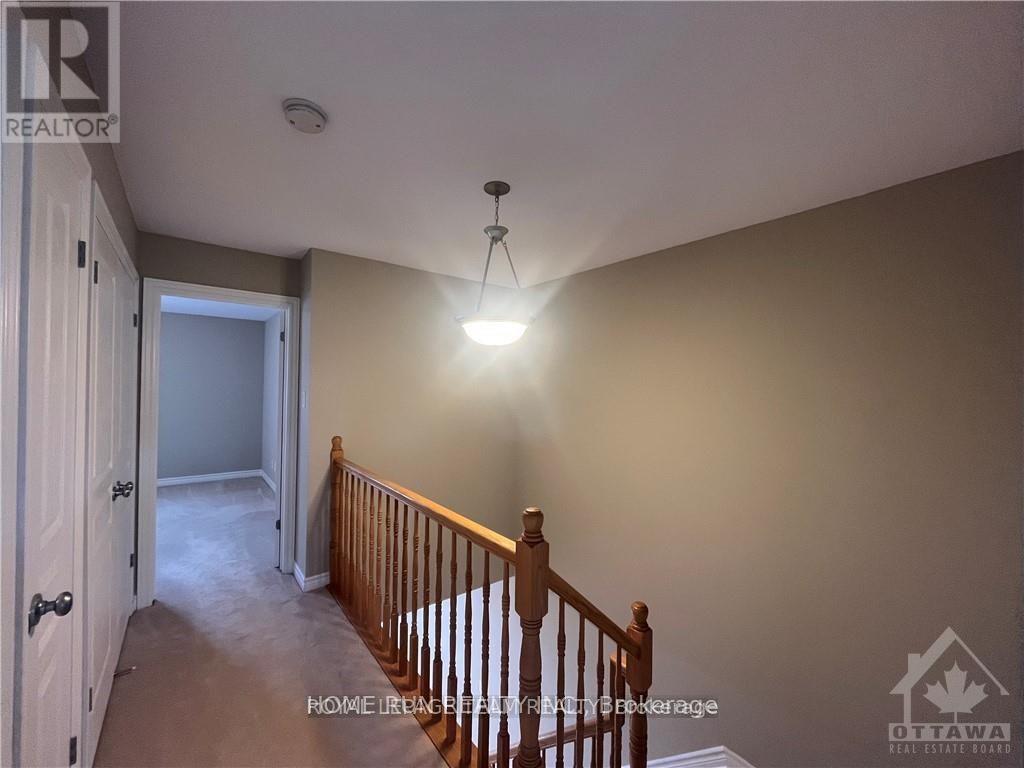 914 Fletcher Circle, Ottawa, Ontario  K2T 0B7 - Photo 10 - X12418841