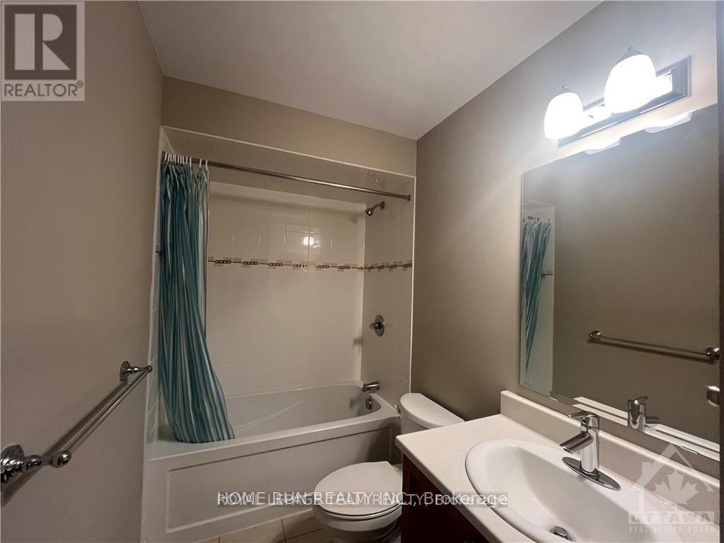 914 Fletcher Circle, Ottawa, Ontario  K2T 0B7 - Photo 12 - X12418841