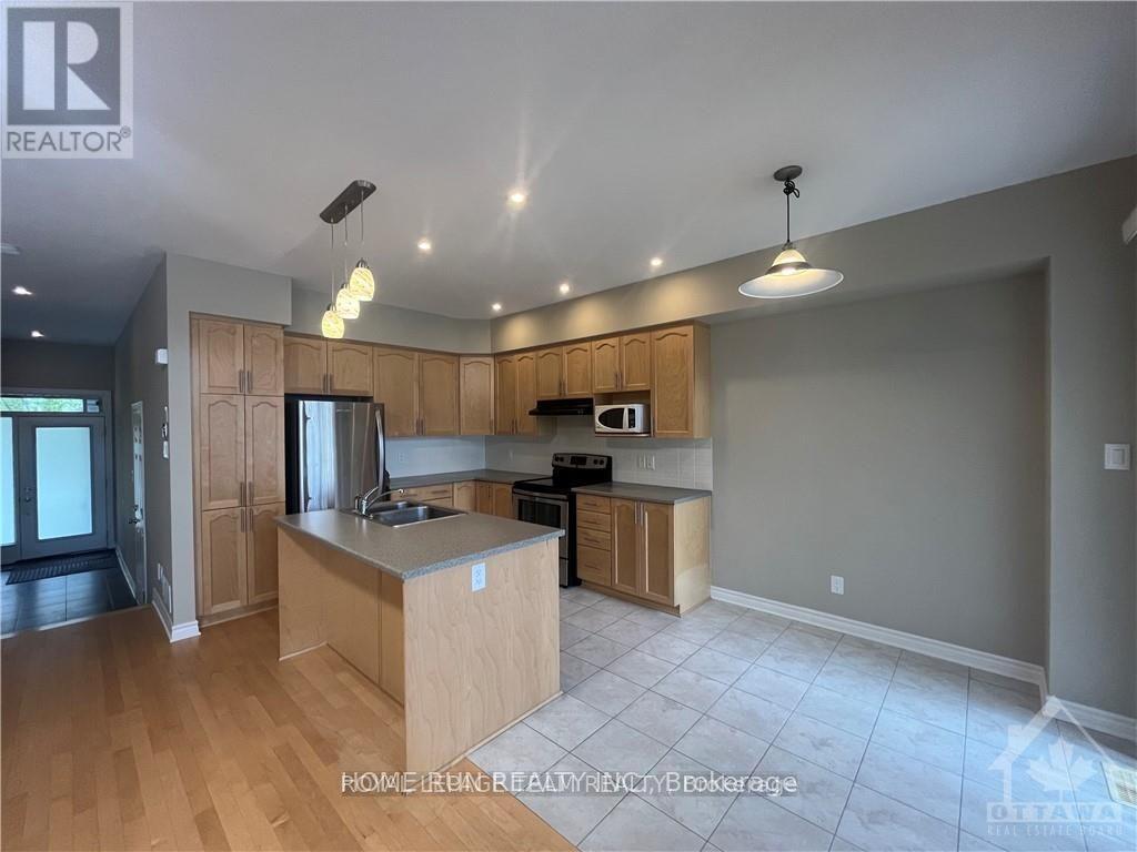 914 Fletcher Circle, Ottawa, Ontario  K2T 0B7 - Photo 8 - X12418841