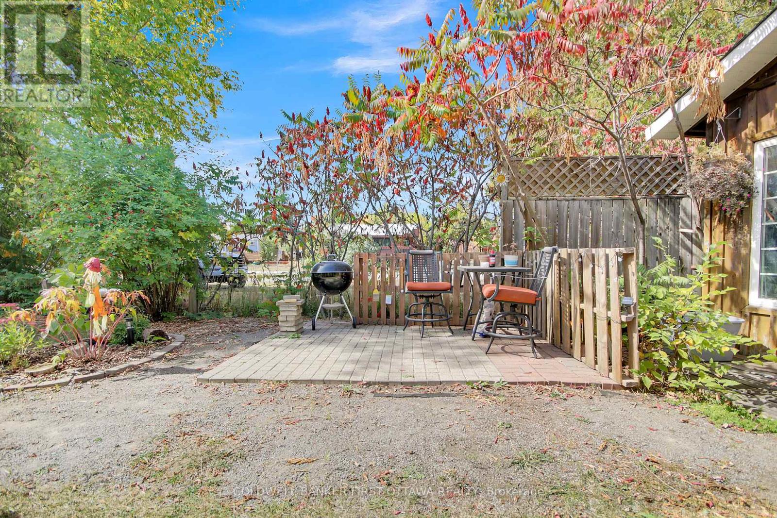 6 Fetherston Lane, North Grenville, Ontario  K0G 1J0 - Photo 23 - X12418872