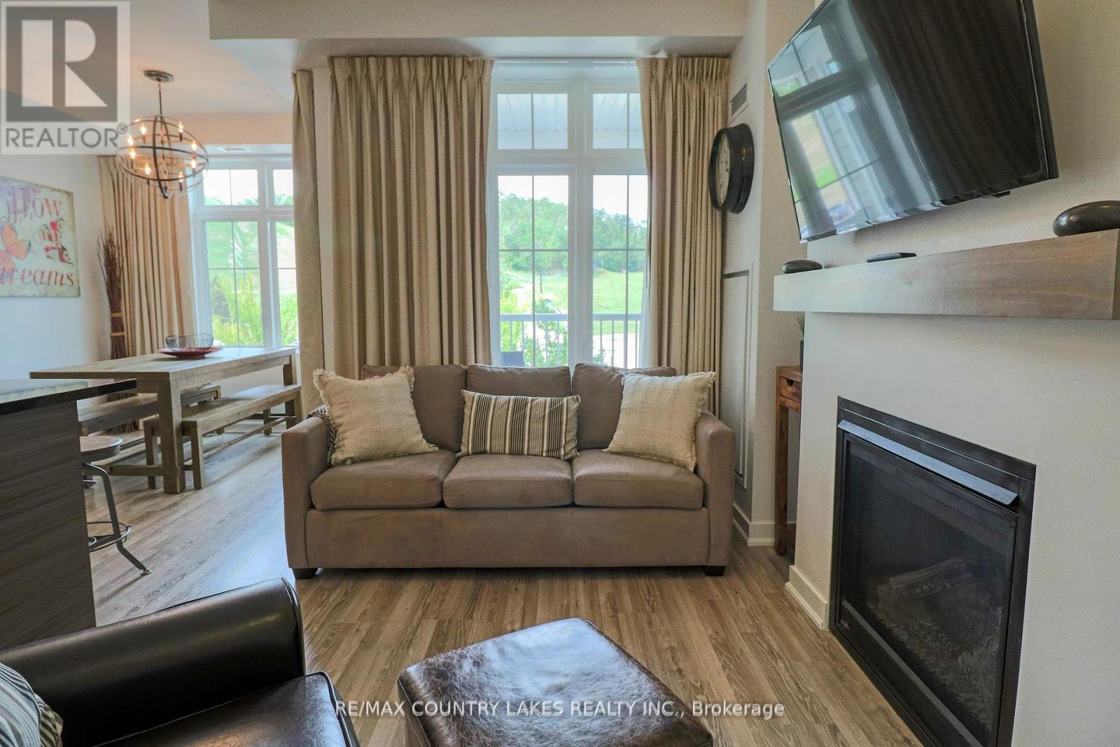 203 - 40 Horseshoe Boulevard, Oro-Medonte, Ontario  L4M 4Y8 - Photo 14 - S12418661