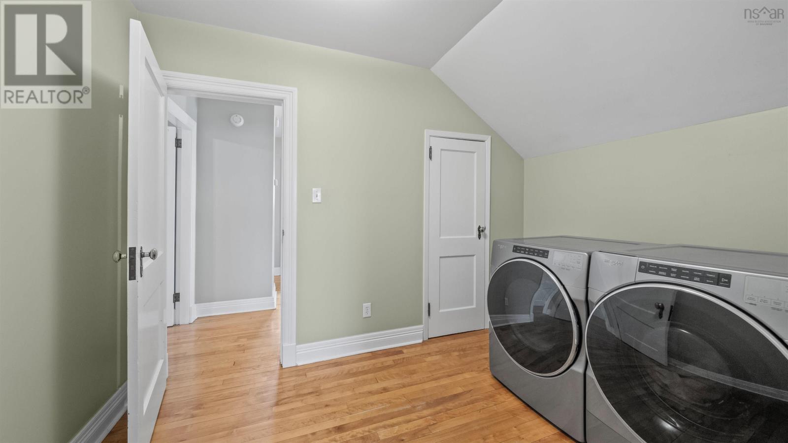 6188 Windsor Terrace, Halifax, Nova Scotia  B3K 1S4 - Photo 31 - 202507206