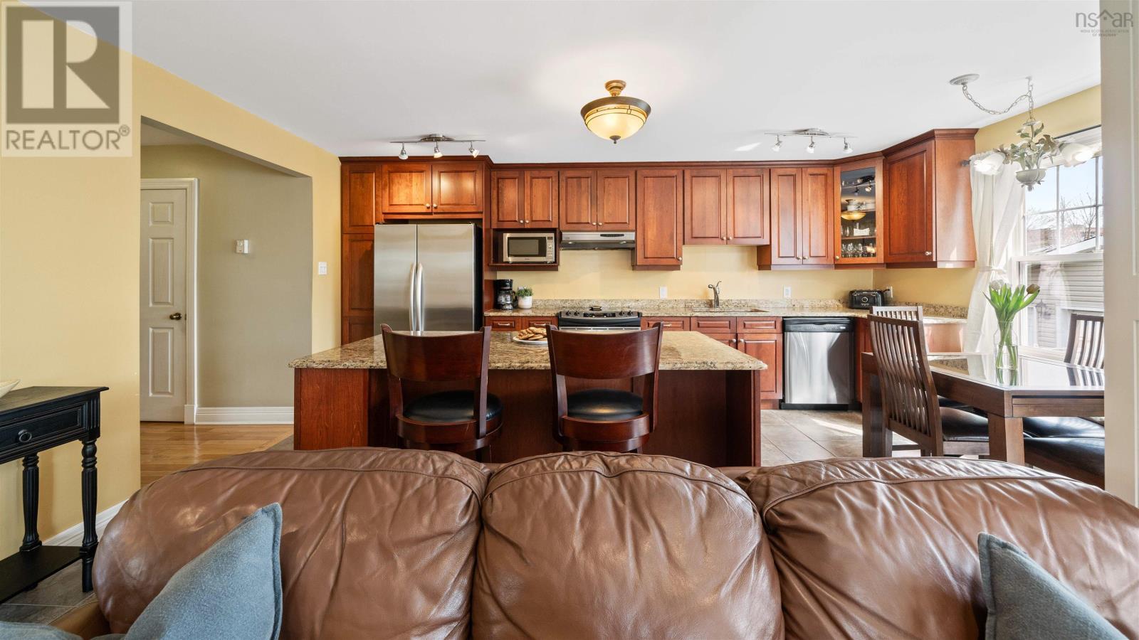 6188 Windsor Terrace, Halifax, Nova Scotia  B3K 1S4 - Photo 11 - 202507206