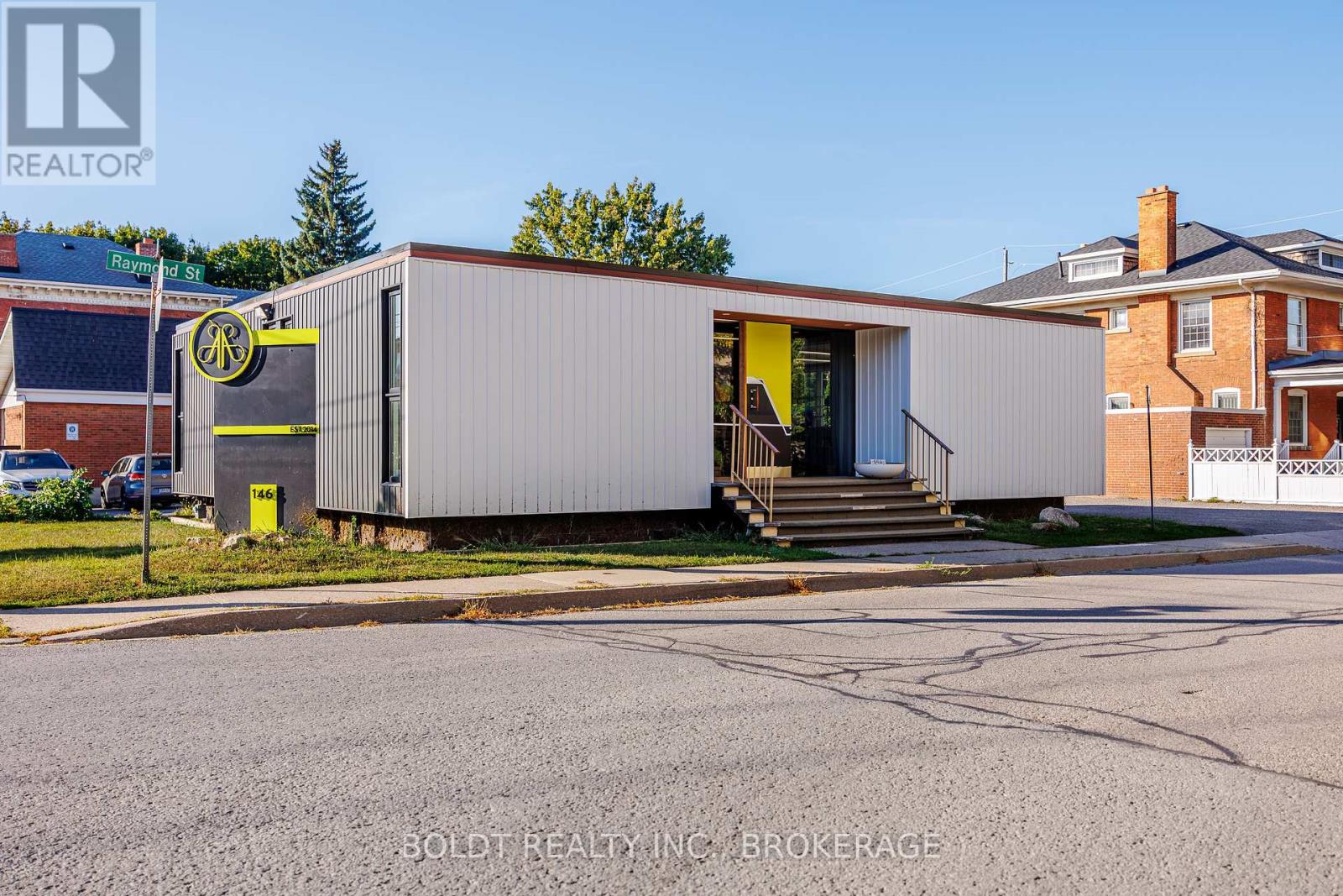 146 JAMES STREET, St. Catharines, Ontario