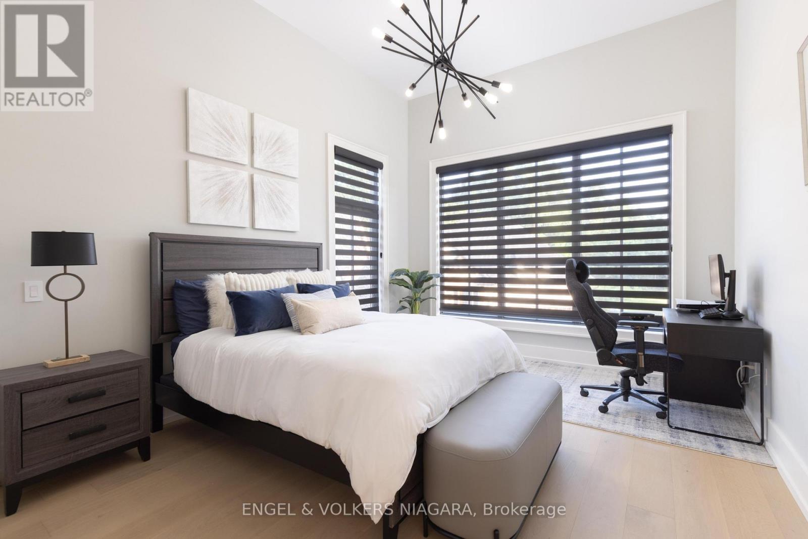 6 Fedorkow Lane, Niagara-On-The-Lake, Ontario  L0S 1J1 - Photo 20 - X12418853