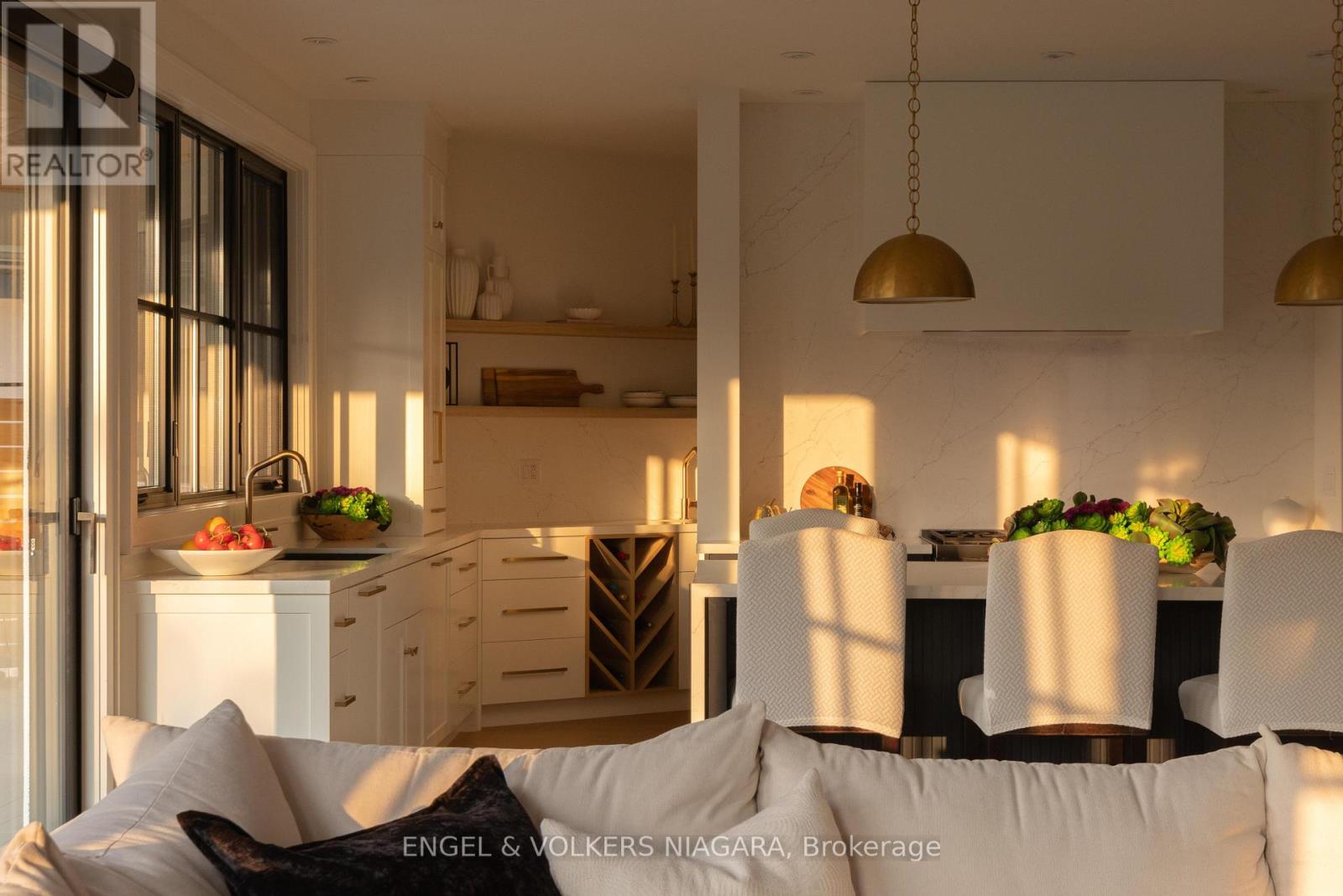 6 Fedorkow Lane, Niagara-On-The-Lake, Ontario  L0S 1J1 - Photo 30 - X12418853