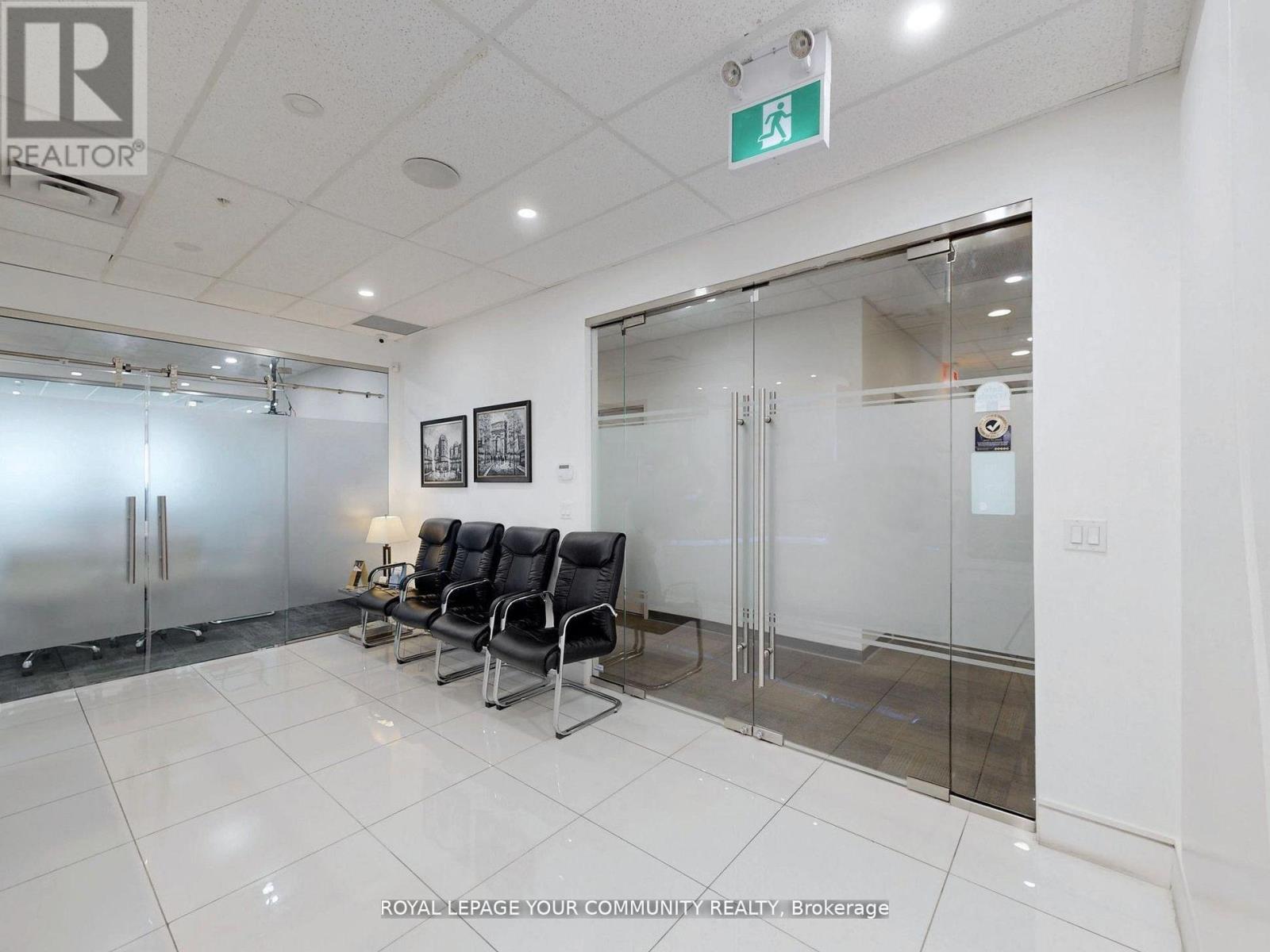 1101/1102/1114 - 7191 Yonge Street, Markham, Ontario  L3T 0C4 - Photo 7 - N12269663