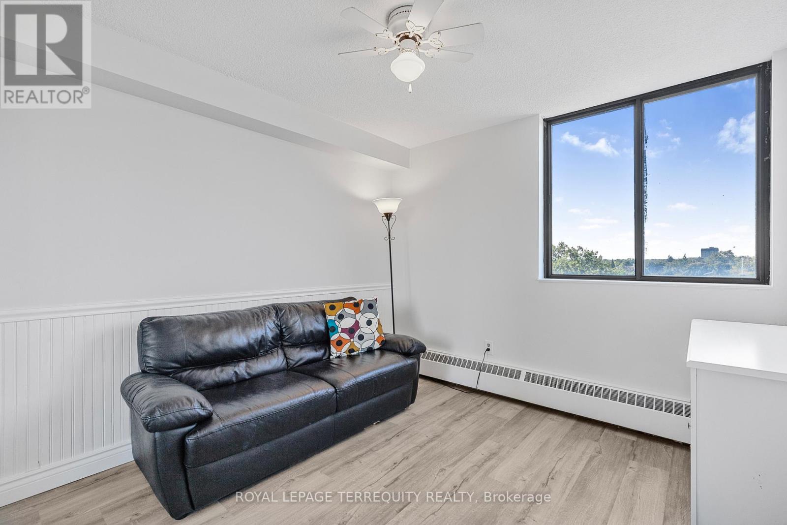 601 - 2556 Argyle Road, Mississauga (Cooksville), Ontario  L5B 2H6 - Photo 18 - W12418644