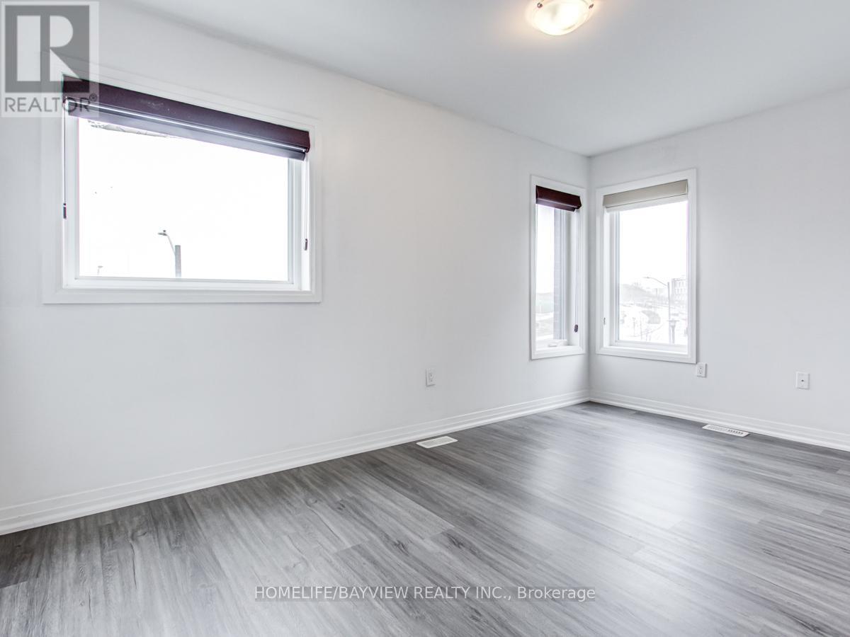 229 Downsview Park Boulevard, Toronto (Downsview-Roding-Cfb), Ontario  M3K 0A5 - Photo 16 - W12418655