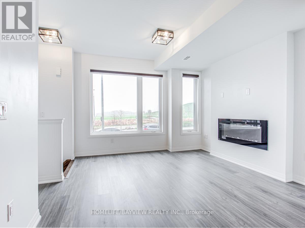 229 Downsview Park Boulevard, Toronto (Downsview-Roding-Cfb), Ontario  M3K 0A5 - Photo 4 - W12418655