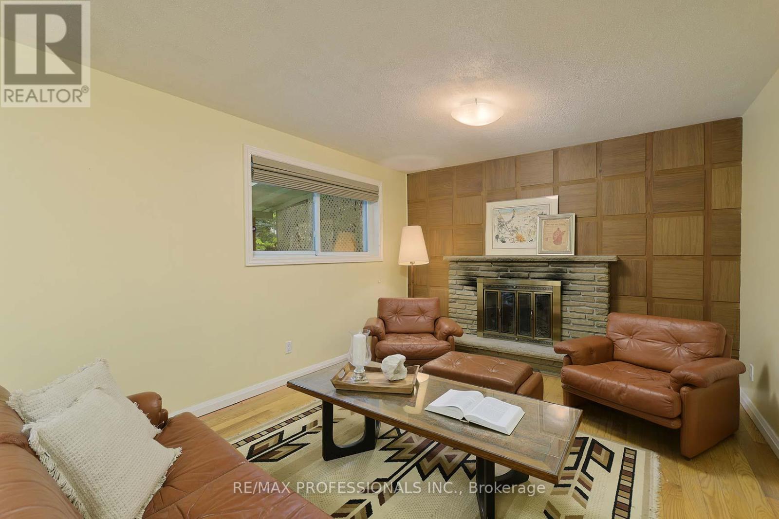 37 Sunplains Crescent, Toronto, Ontario  M9C 1M4 - Photo 18 - W12418671