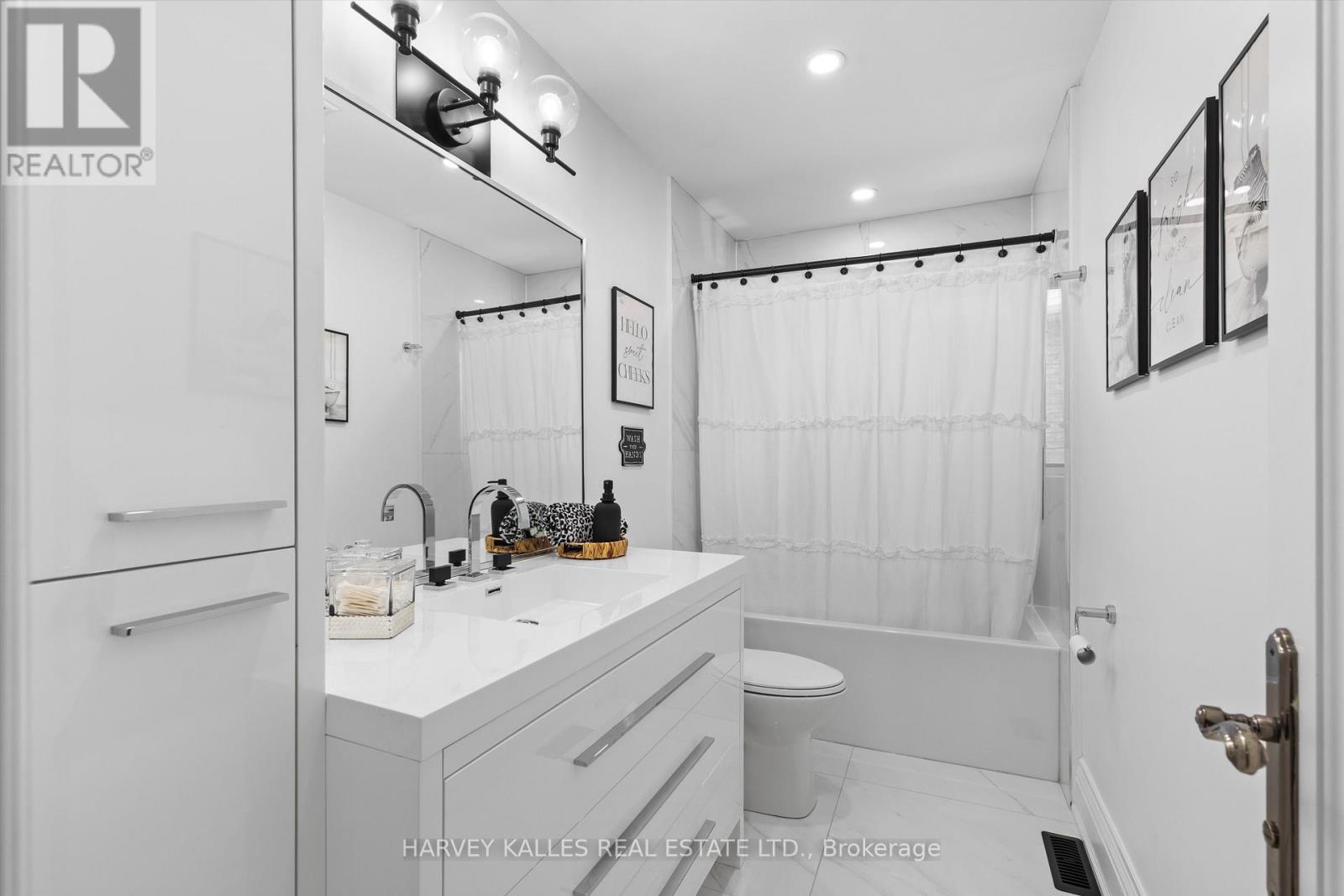 135 Riverwood Terrace, Caledon (Bolton East), Ontario  L7E 1S5 - Photo 24 - W12418691