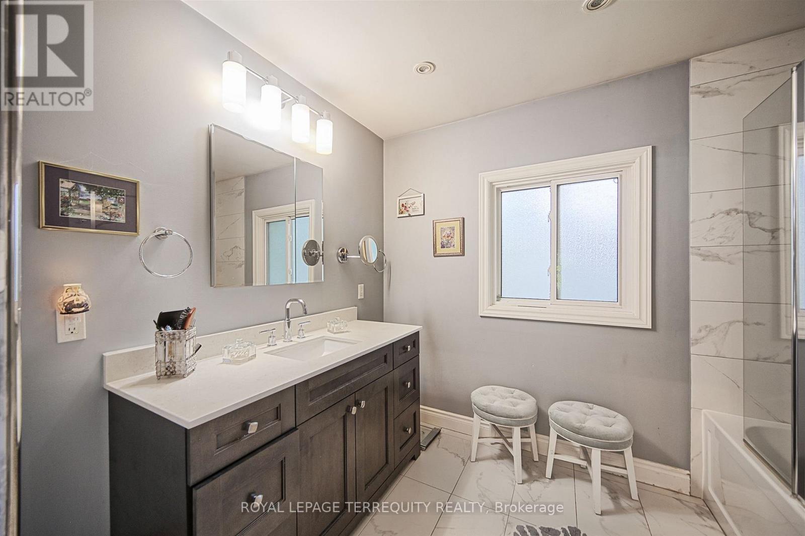 1412 Glenwood Drive, Mississauga (Mineola), Ontario  L5G 2X1 - Photo 17 - W12418705