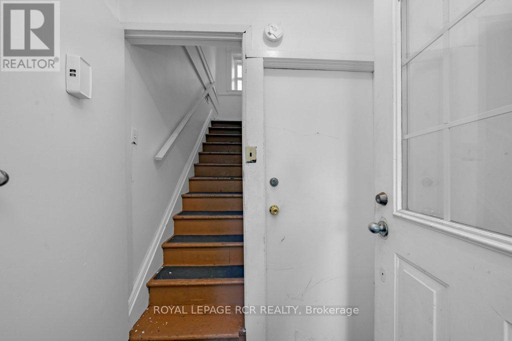 9 Second Avenue, Orangeville, Ontario  L9W 1H4 - Photo 15 - W12418708