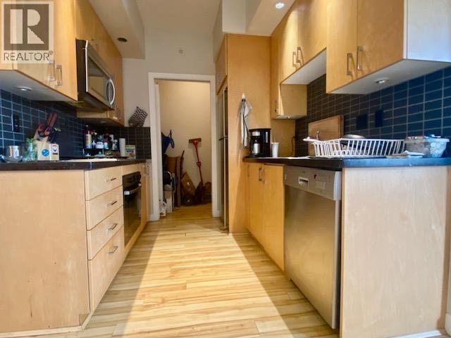 1104 1050 Smithe Street, Vancouver, British Columbia  V6E 4T4 - Photo 3 - R3049006