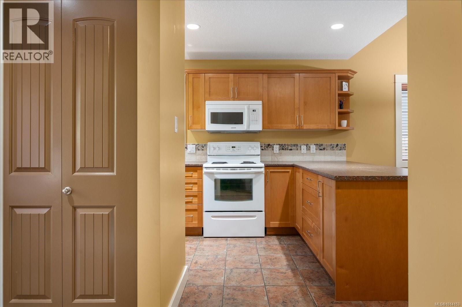 141 1080 Resort Dr, Parksville, British Columbia  V9P 2E3 - Photo 13 - 1014153