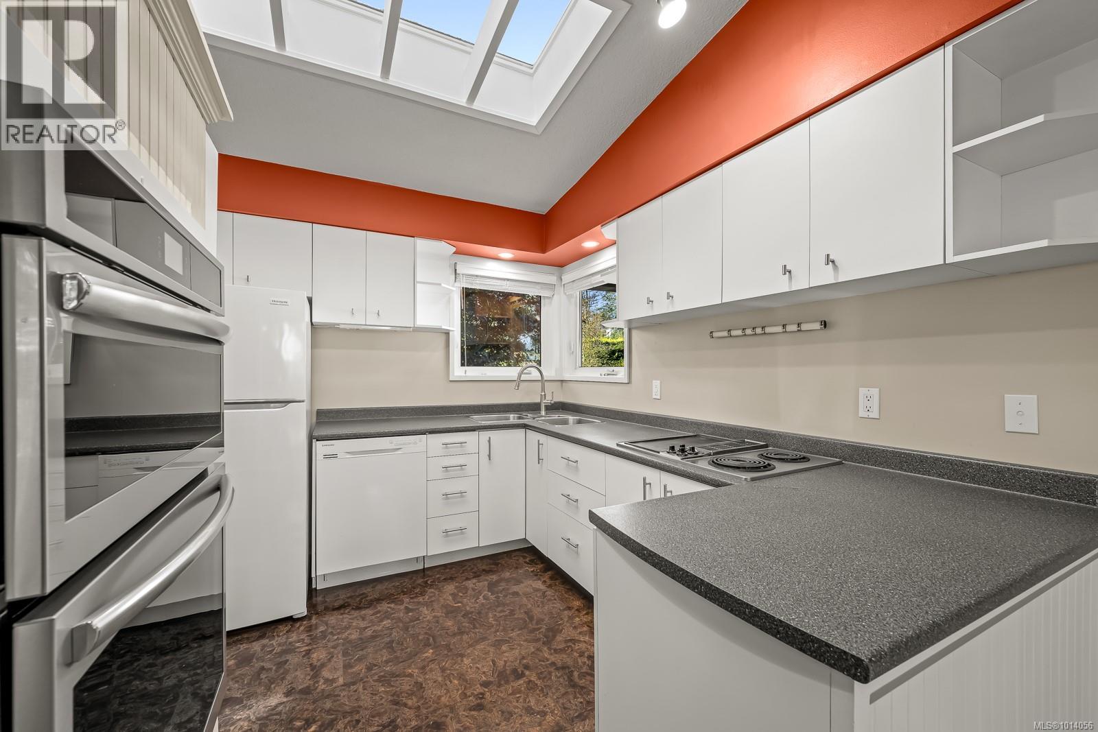 1111 Ash St, Campbell River, British Columbia  V9W 1G8 - Photo 14 - 1014056