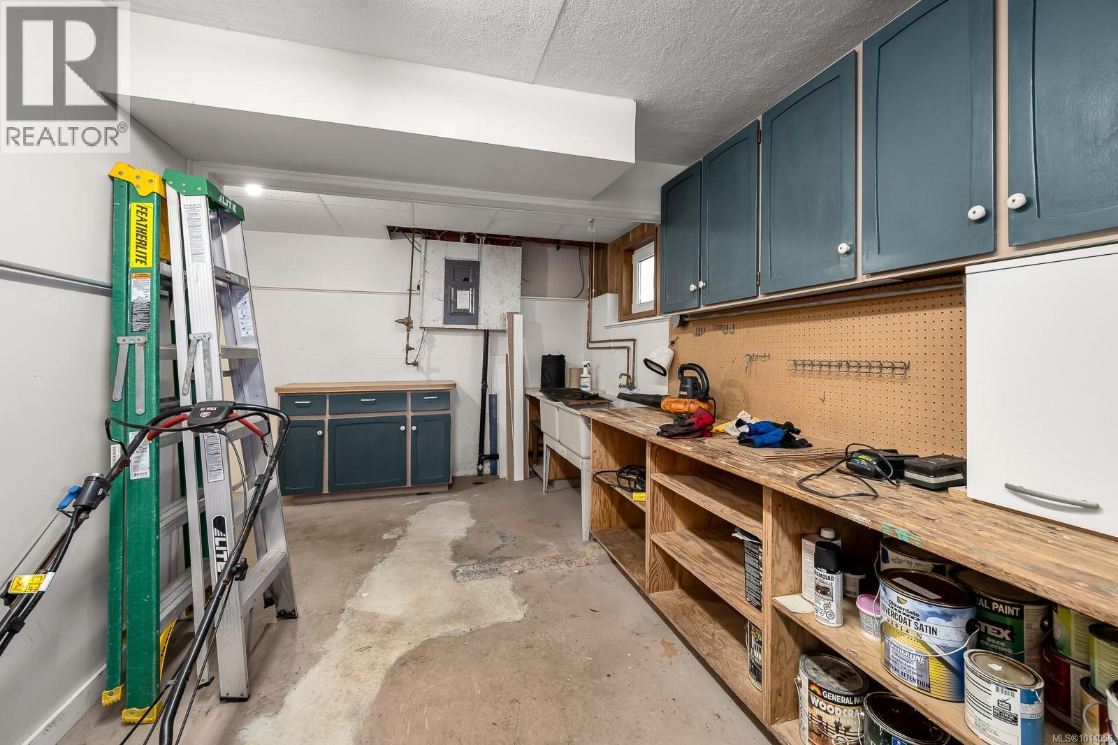 1111 Ash St, Campbell River, British Columbia  V9W 1G8 - Photo 35 - 1014056