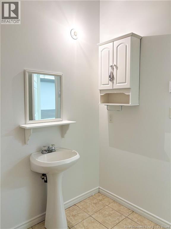 34 Scott Street, Woodstock, New Brunswick  E7M 0C7 - Photo 27 - NB127081