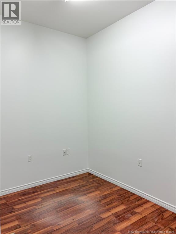 34 Scott Street, Woodstock, New Brunswick  E7M 0C7 - Photo 30 - NB127081