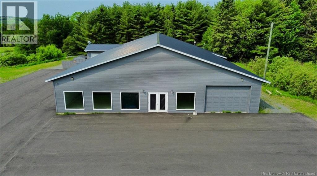 34 Scott Street, Woodstock, New Brunswick  E7M 0C7 - Photo 4 - NB127081