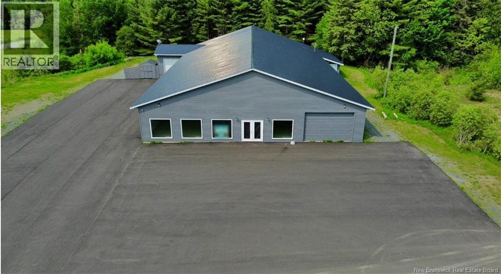 34 Scott Street, Woodstock, New Brunswick  E7M 0C7 - Photo 42 - NB127081