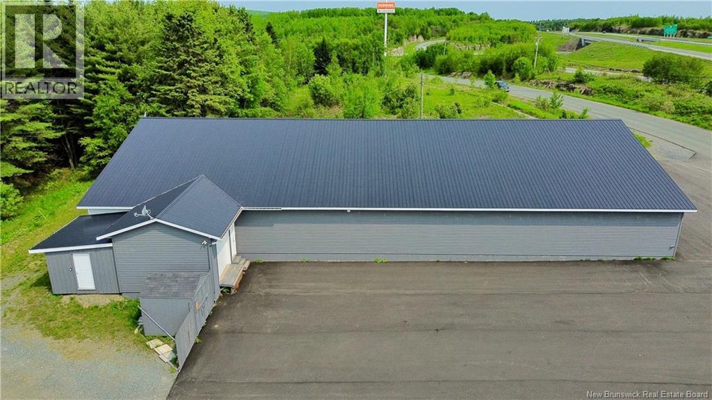 34 Scott Street, Woodstock, New Brunswick  E7M 0C7 - Photo 7 - NB127081