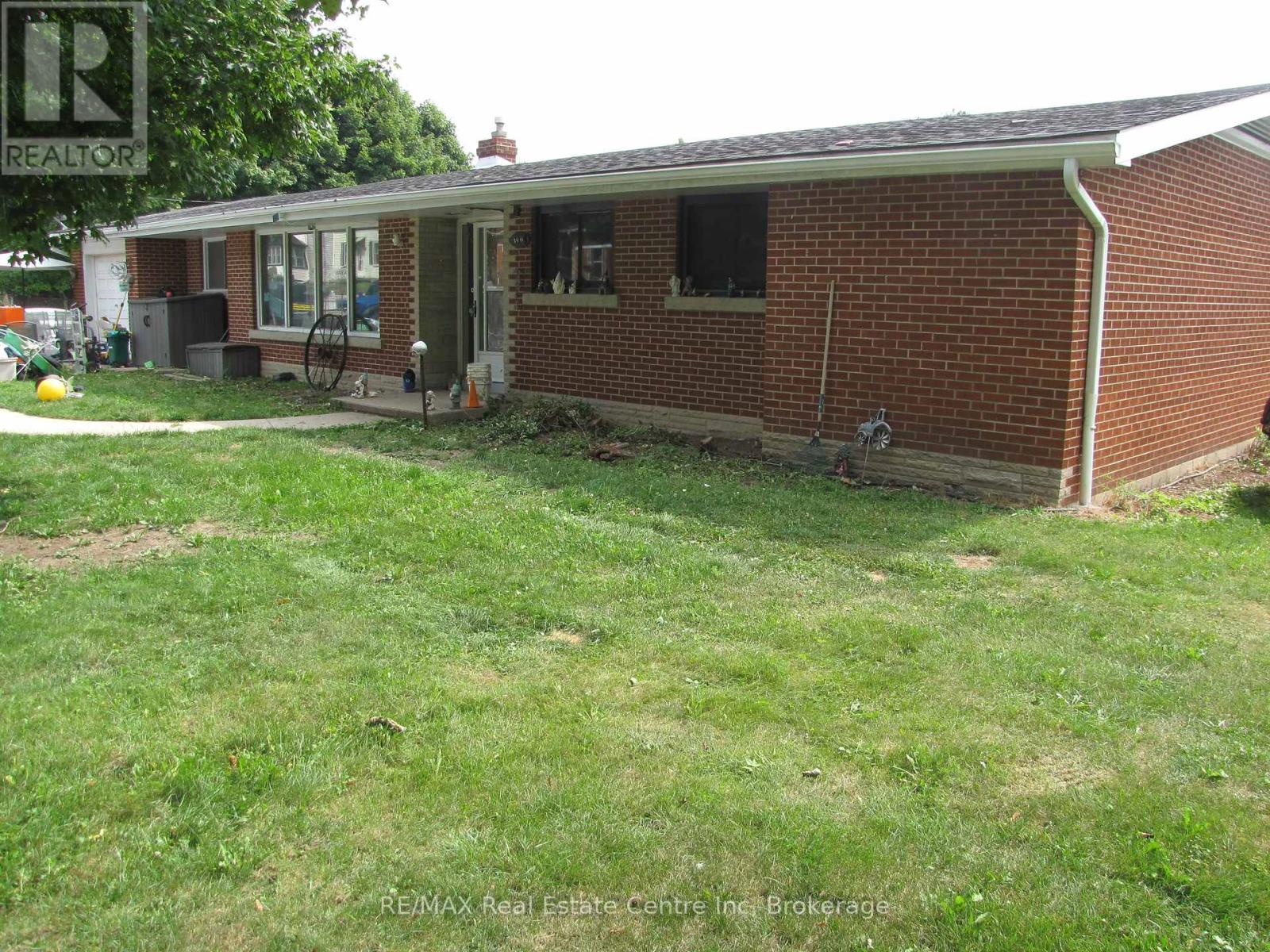 100 EDWARD STREET, Wellington North, Ontario