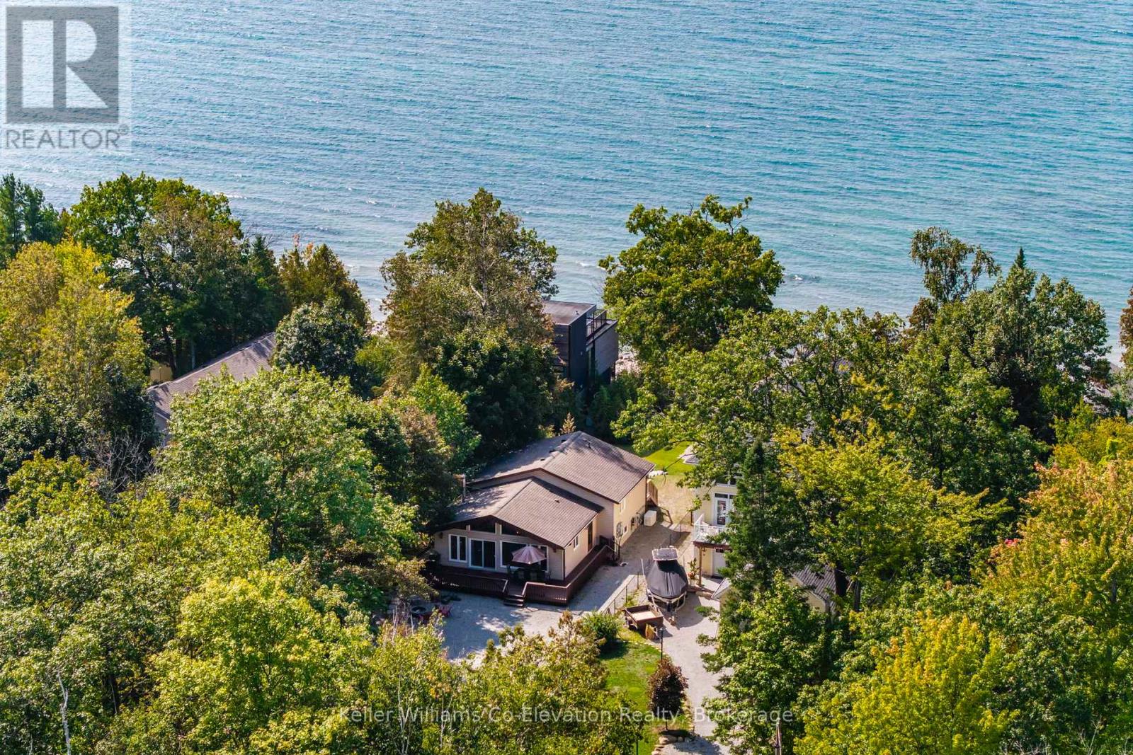 1948 Tiny Beaches Road South Road S, Tiny, Ontario  L0L 1P1 - Photo 5 - S12416254