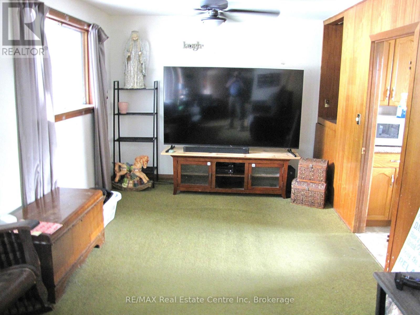100 Edward Street, Wellington North, Ontario  N0G 1A0 - Photo 7 - X12318276
