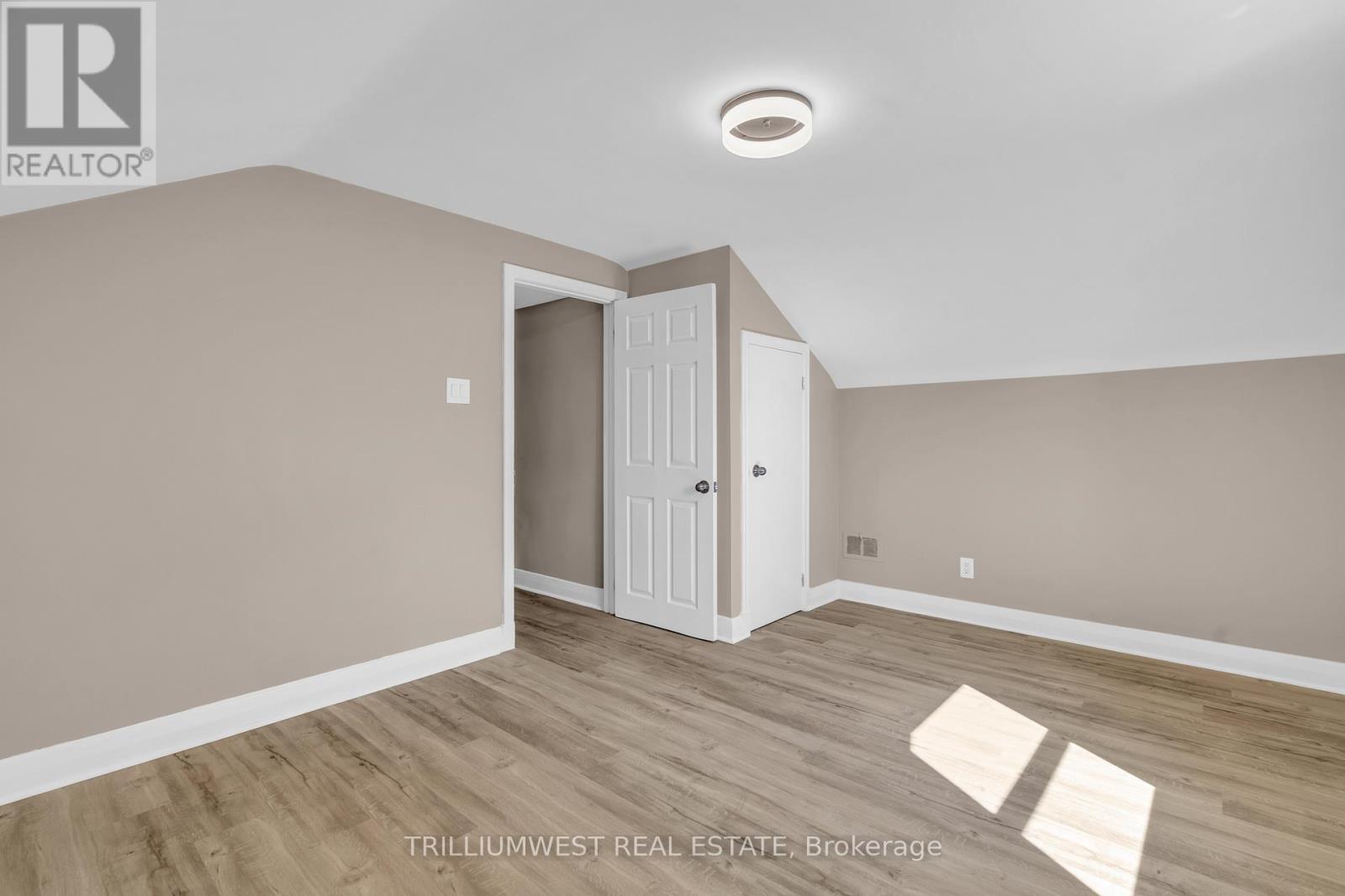 A - 301 Franklin Street N, Kitchener, Ontario  N2A 1Y9 - Photo 18 - X12418638