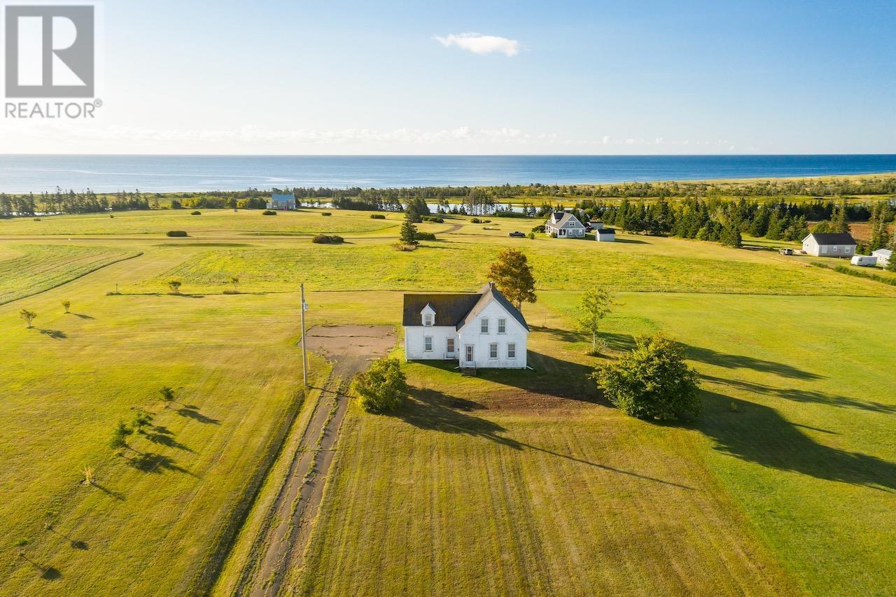 3076 East Point Road, Kingsboro, Prince Edward Island  C0A 2B0 - Photo 3 - 202517229