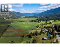 7630 97A Highway, mara, British Columbia